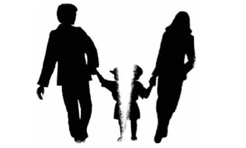 Ai là người có quyền nuôi con sau khi ly hôn?